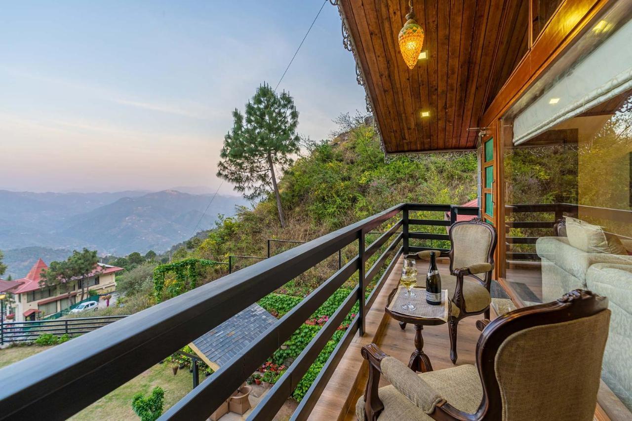 Stayvista At Floradale W Jacuzzi & Wood-Fire Pizza 카사울리 외부 사진